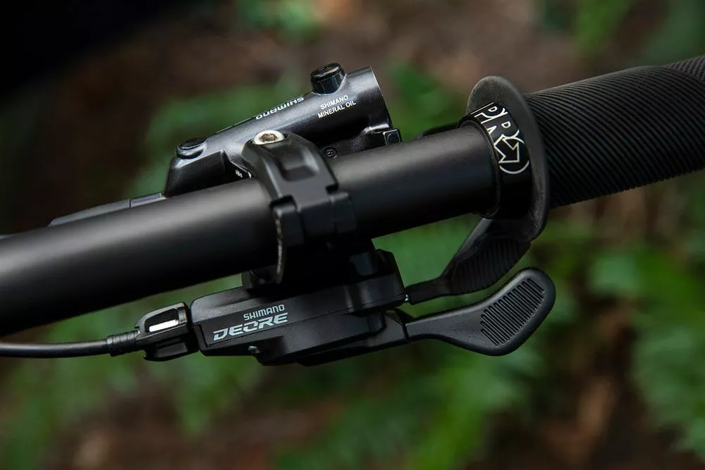 Shimano DEORE SL-M6100 Palanca De Cambio De 12 Velocidades Derecha Para 12 Velocidades | Bike-Discount 4 Shimano DEORE SL-M6100 Palanca De Cambio De 12 Velocidades Derecha Para 12 Velocidades | Bike-Discount - Imagen 2